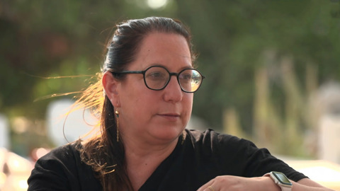 שנה בלעדיהם: לאחר שאיבדה את בעלה ובנה ב-7 לאוקטובר, ורד ליבשטיין בוחרת להיאחז בחיים