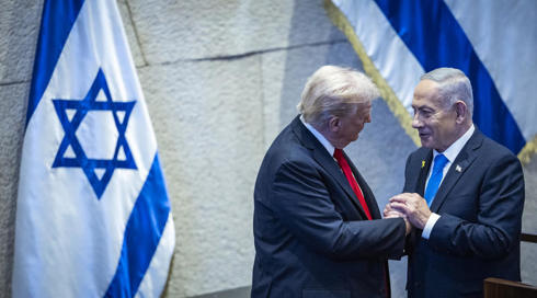 בנימין נתניהו ודונלד טראמפ, אוקטובר 2025.יונתן זינדל, פלאש 90 בנימין נתניהו ודונלד טראמפ, אוקטובר 2025