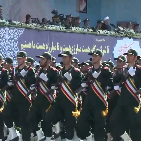 לפרוש בסיג׳: תכירו את משטרת הטרור והדיכוי של המשטר האיראני, כוח הבסיג׳