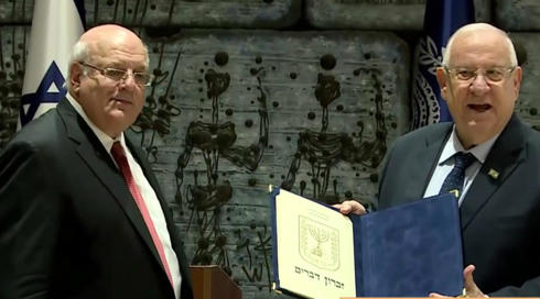 رئيس الدولة ريفلين ورئيس لجنة الانتخابات ملتسر