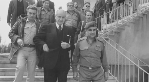 פתרון או אסון? האנשים שהיו חלק ממנגנון המשילות בעזה בעבר מדברים