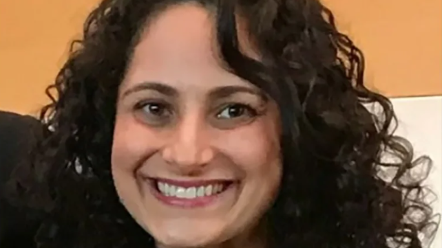 סמנת'ה וול נשיאת בית הכנסת בדטרויט