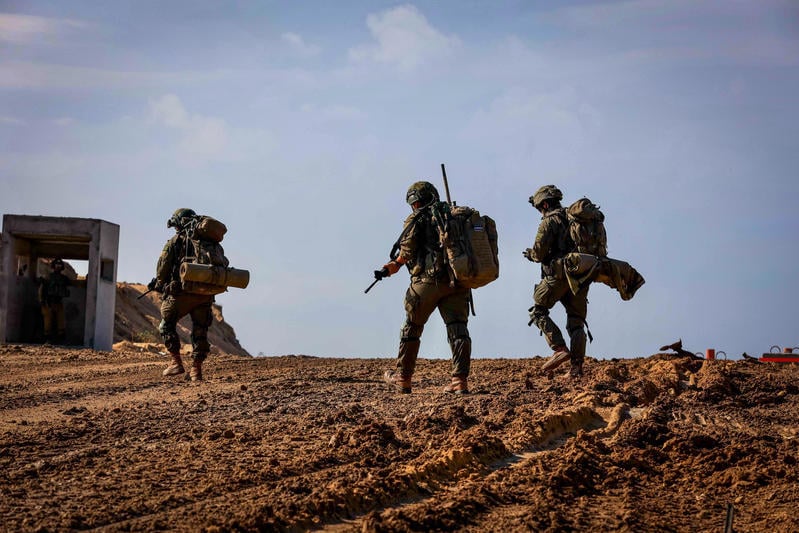 לוחמי צה"ל בבית לאהיה שברצועת עזה, נובמבר 2024