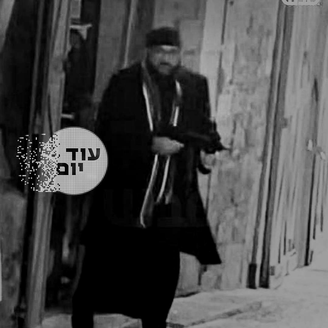 מחבל חמאס.עיבוד תמונה: עמי שרייבמן cat25139_img214406448.jpg