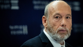 יונתן זינדל, פלאש 90