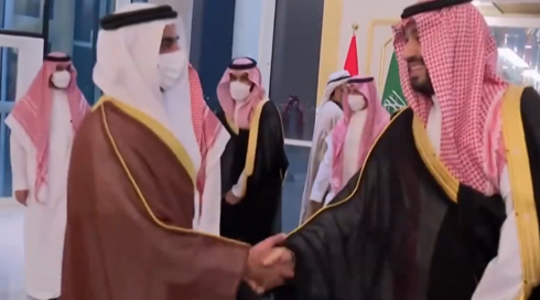 האימפריה השקטה: איך אבו דאבי הפכה לבעלת הבית באזור?