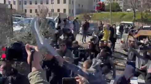 الخامسة في مكان مع وسيم كيوف 13.2.2022