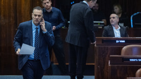 השר מיקי זוהר