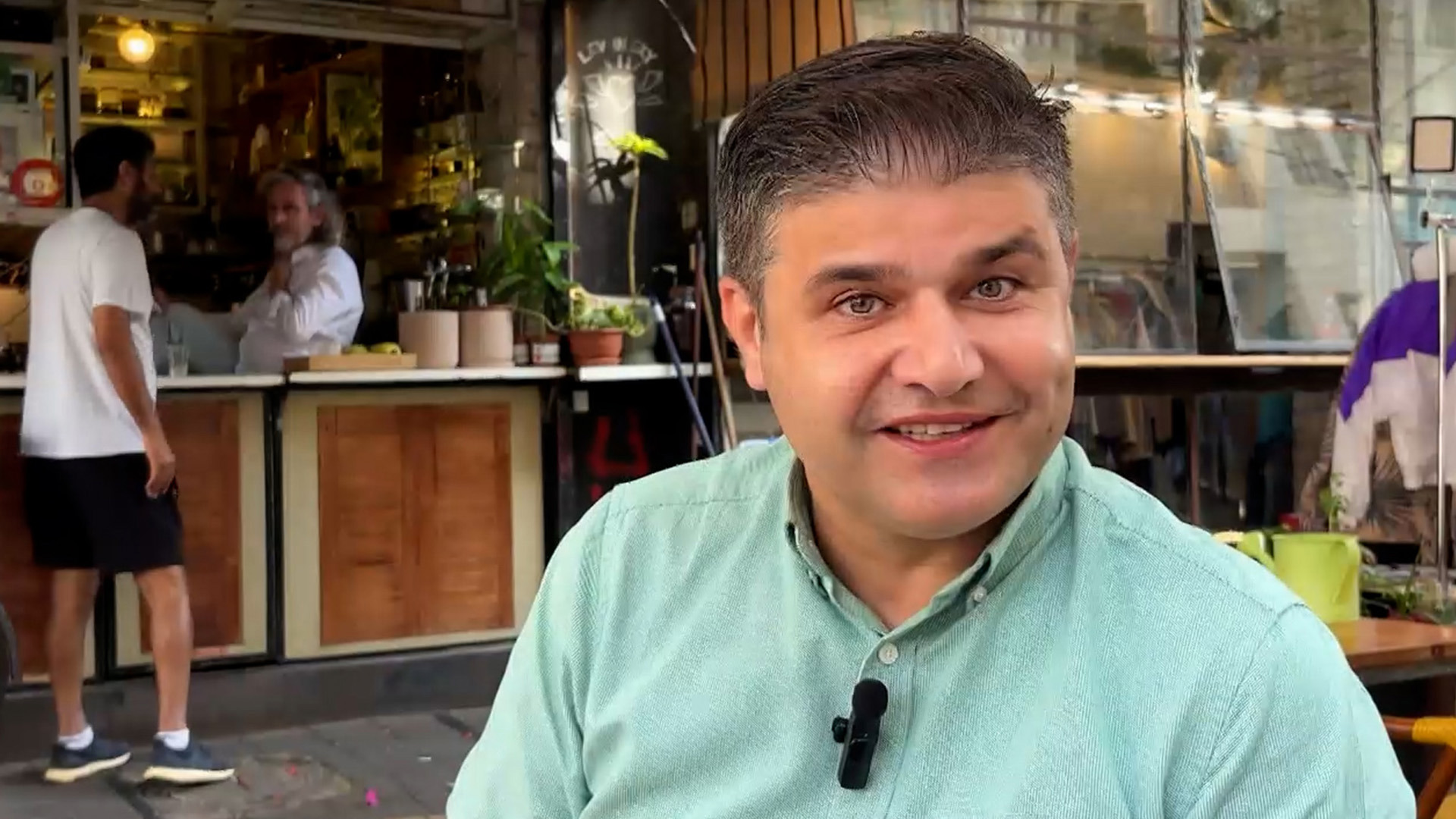 השף הסורי ש"מאוהב בישראל" מגשים חלום: "תמיד הערצתי את אורי בורי"