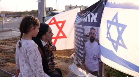 גיבורים