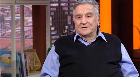 בין השמשות | עונה 3, פרק 17 - יעקב אחימאיר