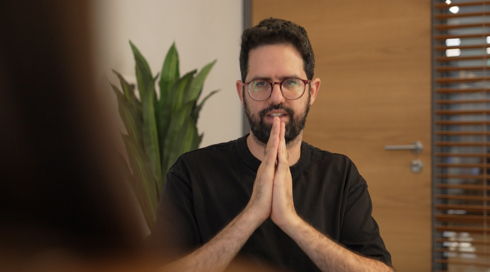 סליחה אם פגענו. כלומר, שפגענו.כאן דיגיטל סליחה אם פגענו. כלומר, שפגענו