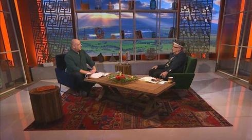 בין השמשות | עונה 3, פרק 60 - דורי בן זאב