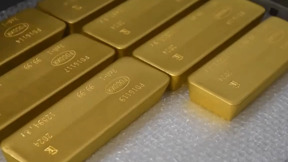 עכשיו תור הזהב: המחירים משתוללים - וכל העולם מנסה לקנות מטילים