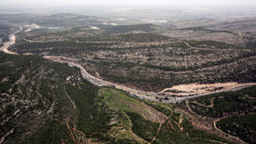 כביש 1, שער הגיא