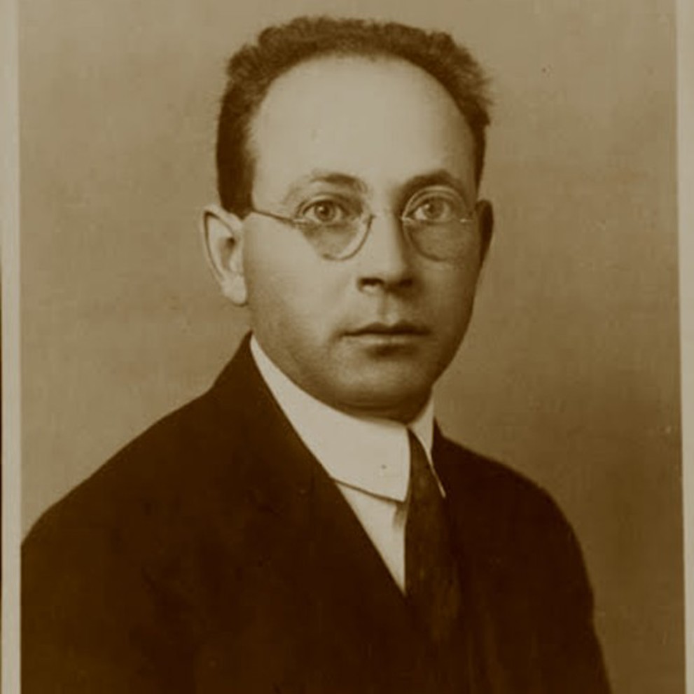 התבודדות ריבוע 200226