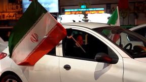 "ניצחון גדול על אמריקה הפושעת": באיראן חוגגים את הפסקת האש