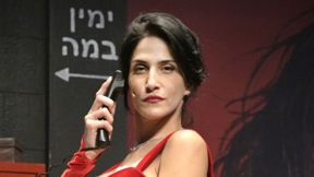 מגי אזרזר, מתוך המחזה "הכל אודות איב" של תיאטרון בית ליסין