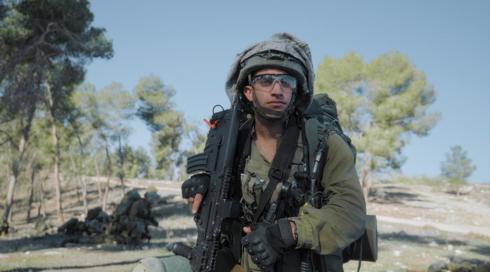 לוחמים