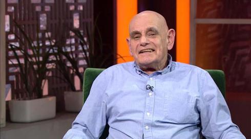 בין השמשות | עונה 3, פרק 26 - יאיר זקוביץ'