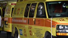 אמבולנס מגן דוד אדום