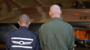 "ישנים מעט, טסים הרבה": ריאיון מיוחד עם טייסי הקרב שתוקפים באיראן