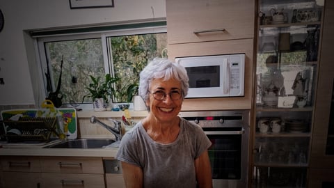 ויויאן סילבר, בת 74, נרצחה בקיבוץ בארי