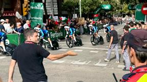 מחאה פרו פלסטינית במירוץ האופניים וואלטה אספניה