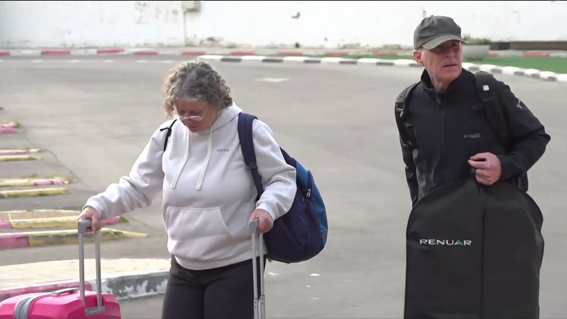 בדרך לבית הלבן: שורדי שבי המריאו להצטרף לפגישה בבית הלבן עם טראמפ