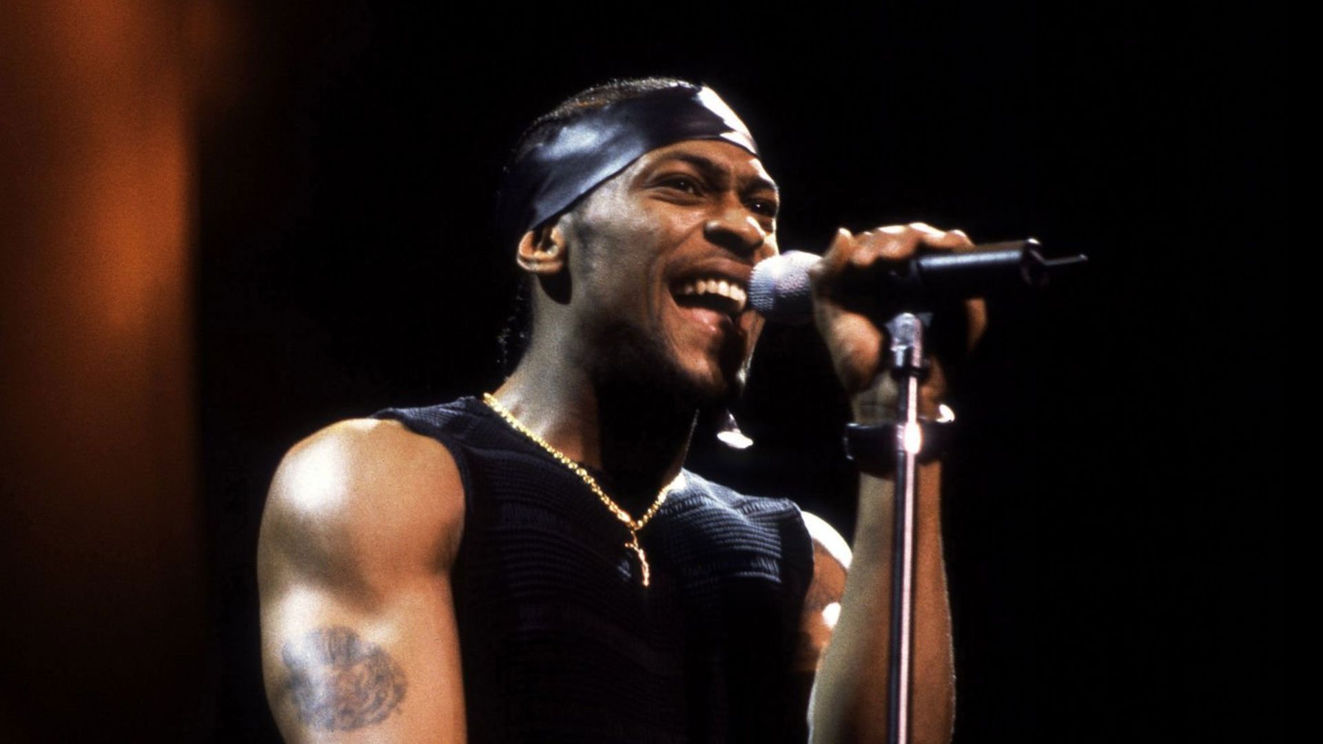 דיאנג'לו בהופעה בשיקגו, 2000