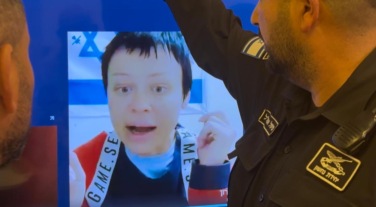 לין פאר בבית המשפט