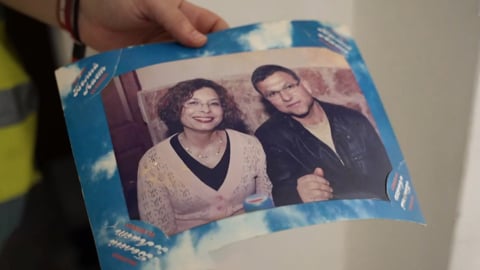 איפה סבא דרור? תועד שוכב ולא מגיב בקיבוץ - אבל הטלפון מאוכן בעזה