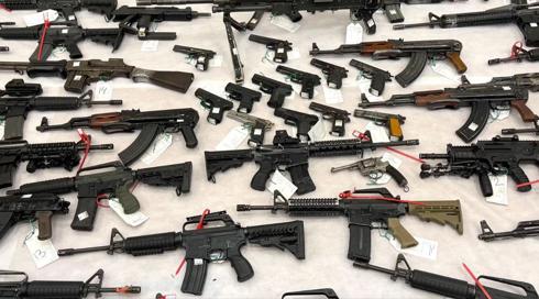 נשק בלתי חוקי סוחרי נשק