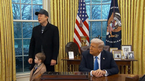 הביקורת על הסמכויות שטראמפ נתן לאילון מאסק 