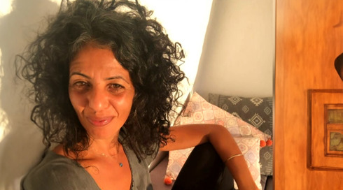 טרגדיה בחדרה: מיה כהן נמצאה קבורה בחצר ביתה, אחיה נעצר בחשד לרצח