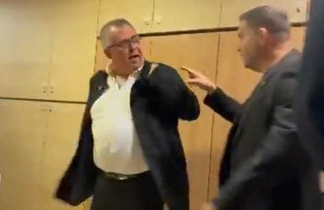 קרב צעקות בכנסת