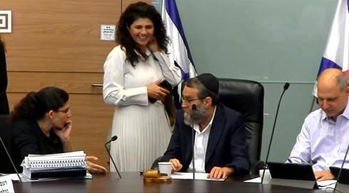 الخامسة في مكان مع يوسف شدّاد | 16.5.2023