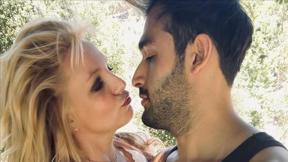 סם אסגרי ובריטני ספירס