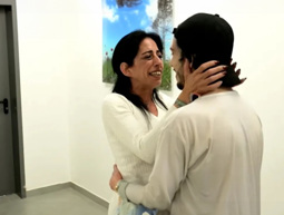 נגמרה המלחמה - שיר הנושא מתוך הסדרה התיעודית "פרויקט משפחות 2025" נגמרה המלחמה - שיר הנושא מתוך הסדרה התיעודית "פרויקט משפחות 2025"