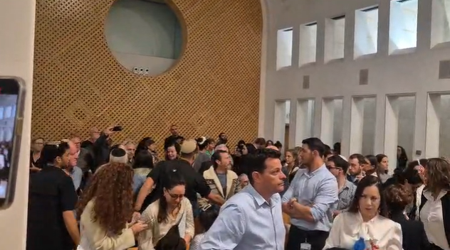 ביטול הדיון בבג"ץ על העתירות נגד פיטורי היועמ"שית