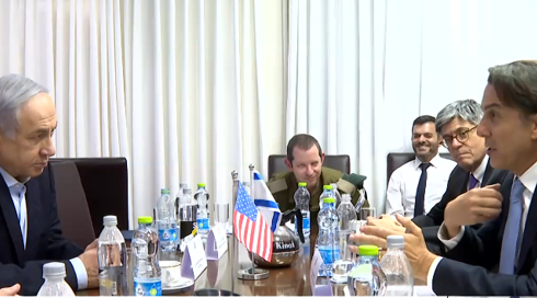 هوخشتين وبيبي