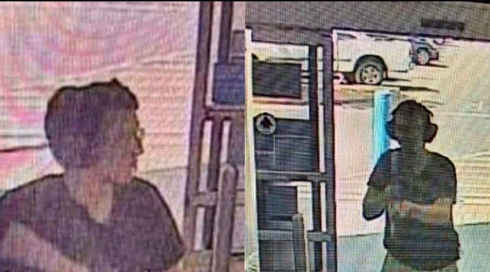 الخامسة في مكان