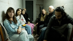 מיליוני צפיות לסרטון המקלט: תושבי הבניין שלא דמיינו שיהפכו למפורסמים