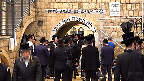 ההילולה במירון בוטלה - אבל המונים ממשיכים להגיע בניגוד להנחיות