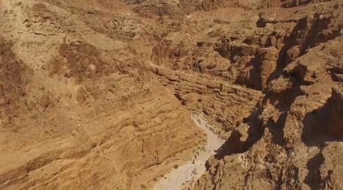 והארץ היתה תוהו ובוהו | פרק 6