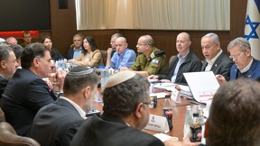 הקבינט מתכנס לדון בעסקת החטופים