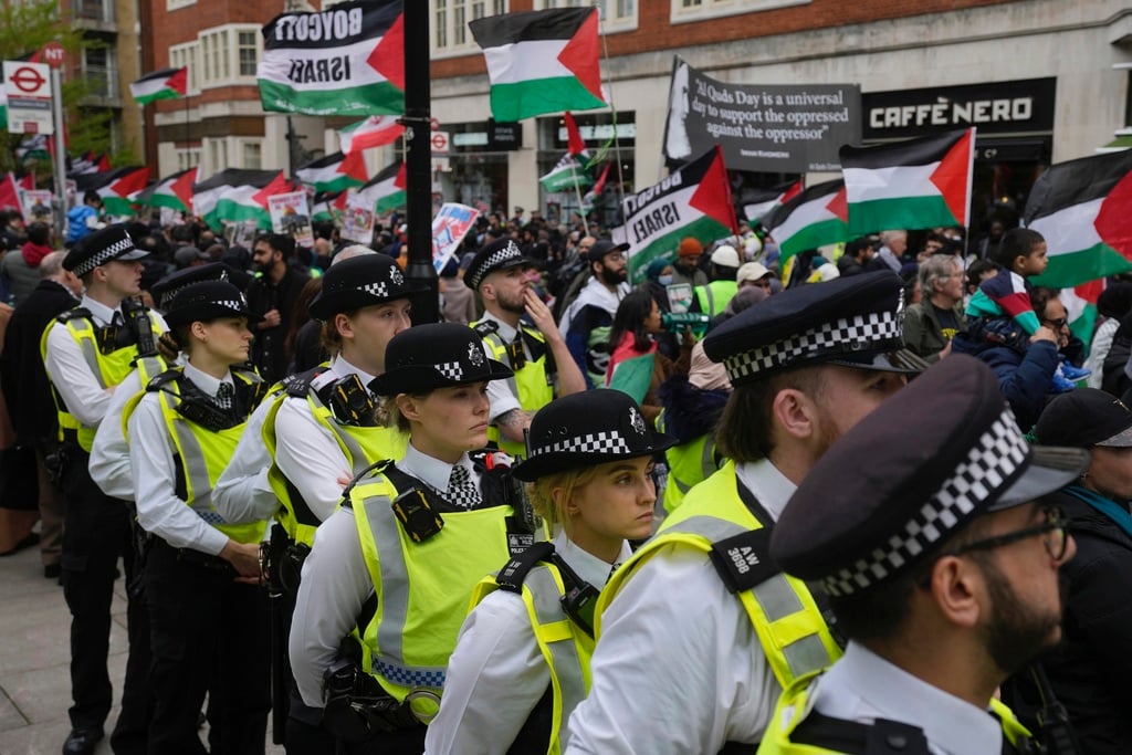 הפגנה פרו-פלסטינית במסגרת אירועי יום "אל-קודס" בלונדון, 05.04.24