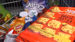 ממתקים במקום פירות וירקות: משרד הבריאות נגד סל הקניות של שר הכלכלה