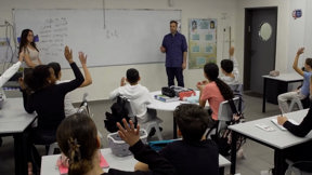 לא בבית ספרנו? ממחר: אסור להכניס טלפונים לבית הספר היסודיים