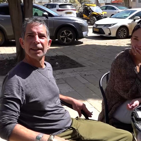 S0544632 ITEM09.00 10 04 11.Still001